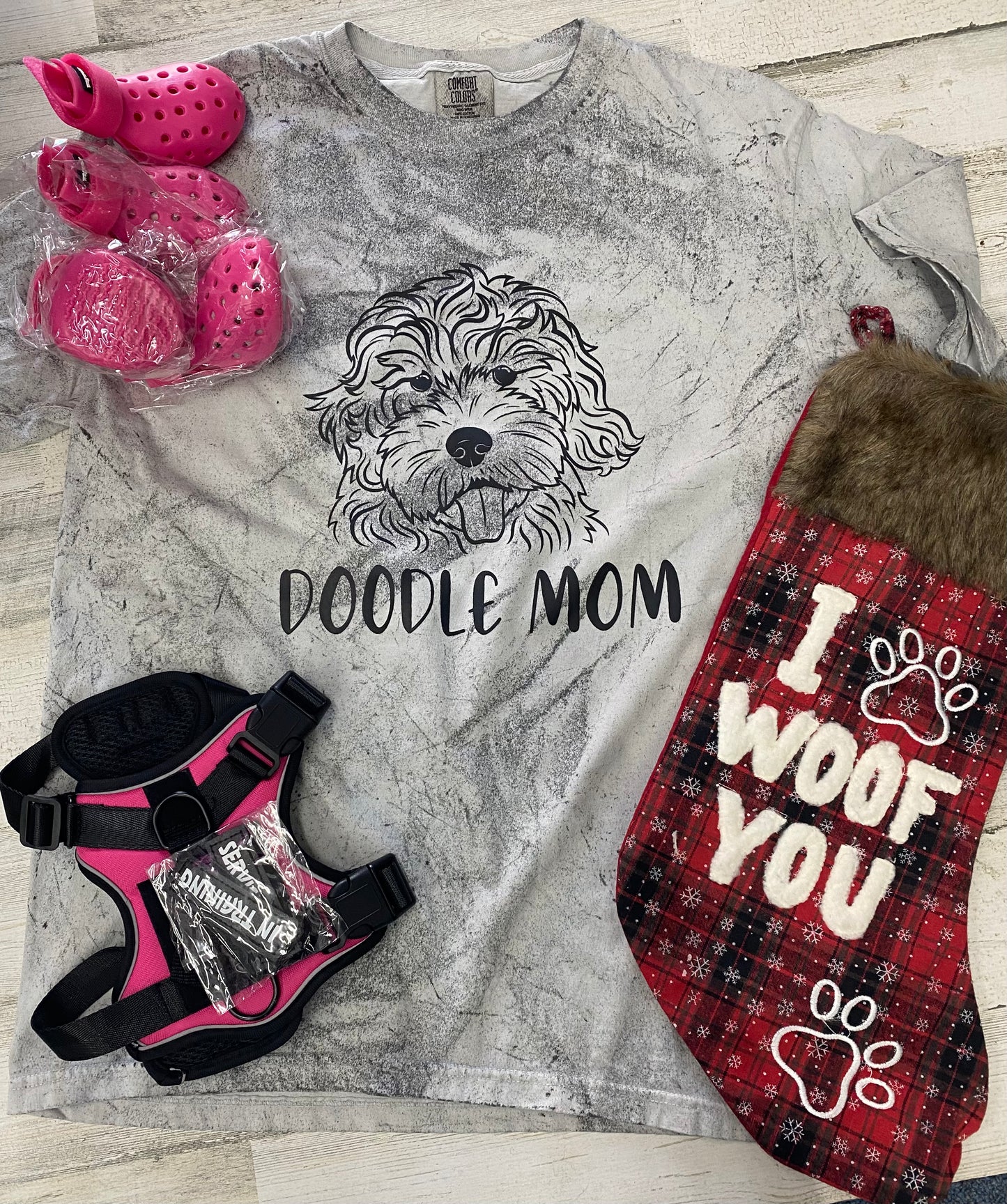Doodle Mom Comfort Colors Tee