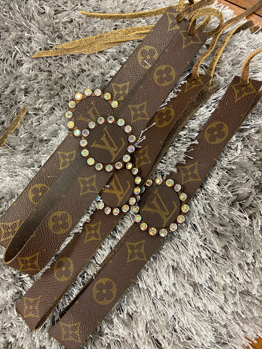 Keep It Gypsy Distressed Leather Key Ring Loop or Wristlet Strap – White  Lily Boutique