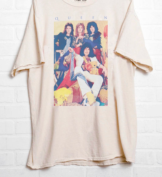 Queen Lounge Off White Tee